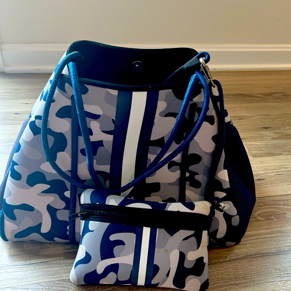 Haute Shore Blue Camo Tote Bag with attachable inside bag.